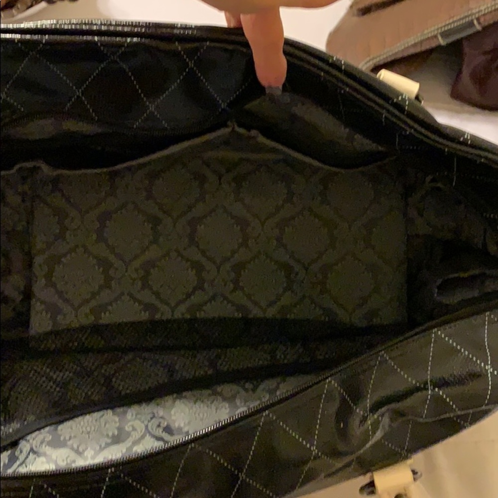 Handbag - Picture 2 of 6